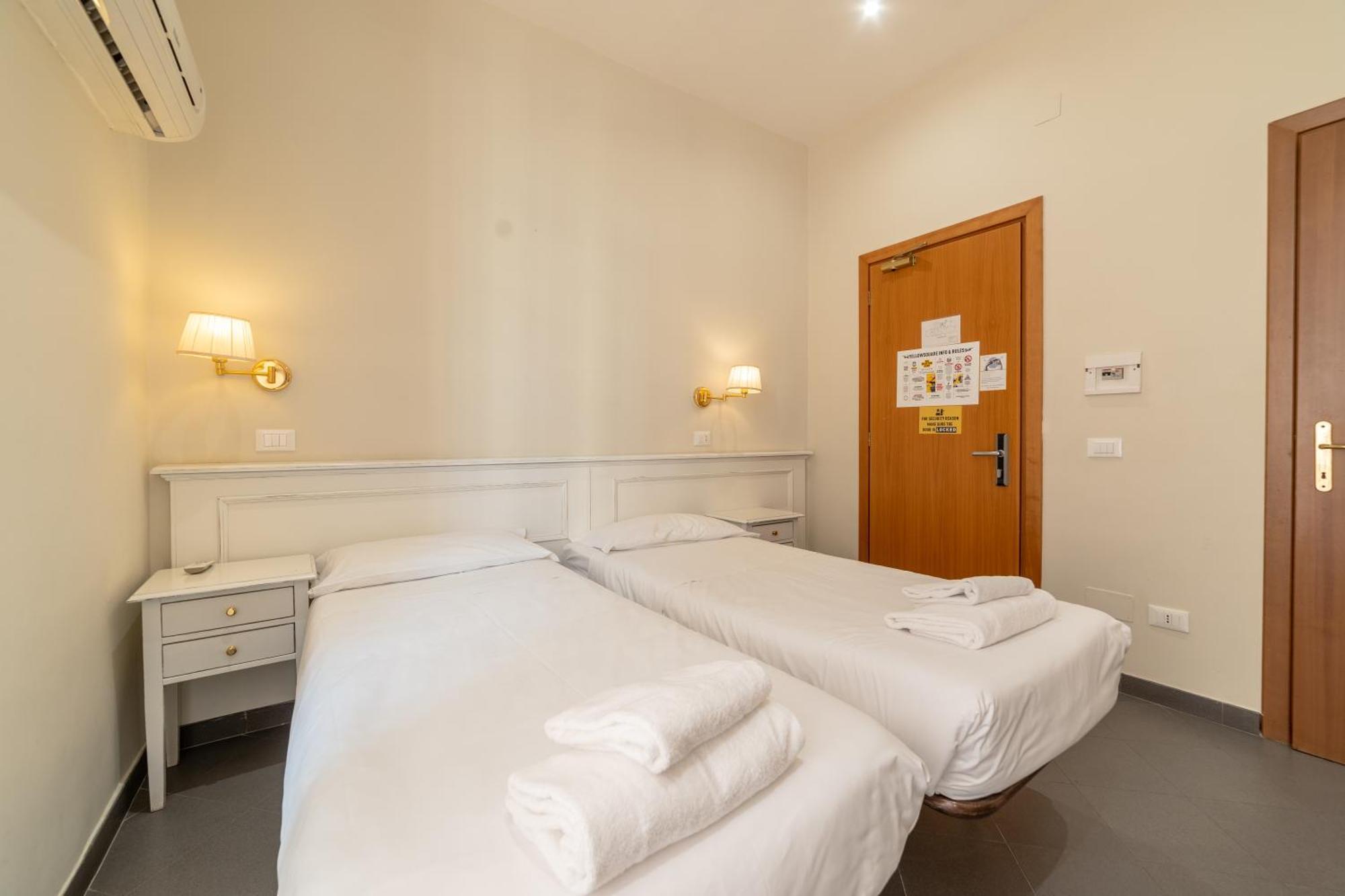 Yellowsquare Roma Phòng bức ảnh